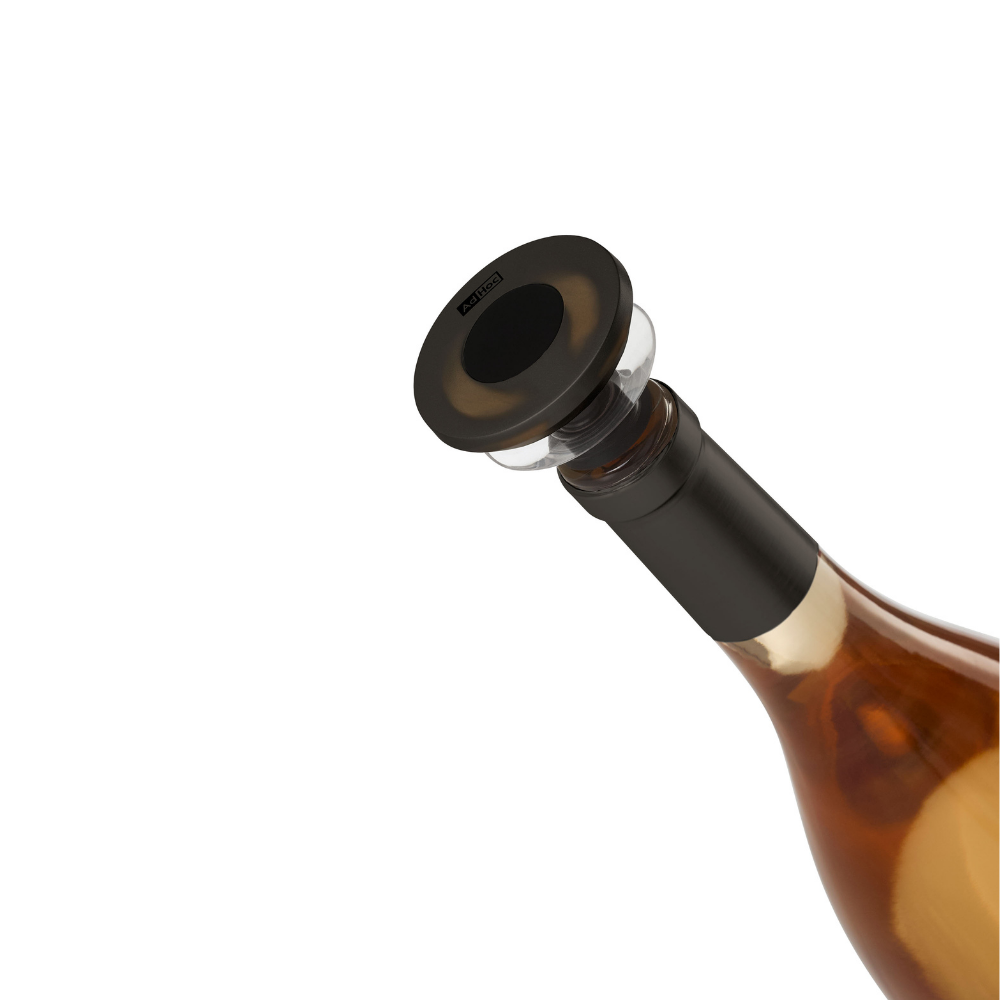 Gusto wine pourer and stopper