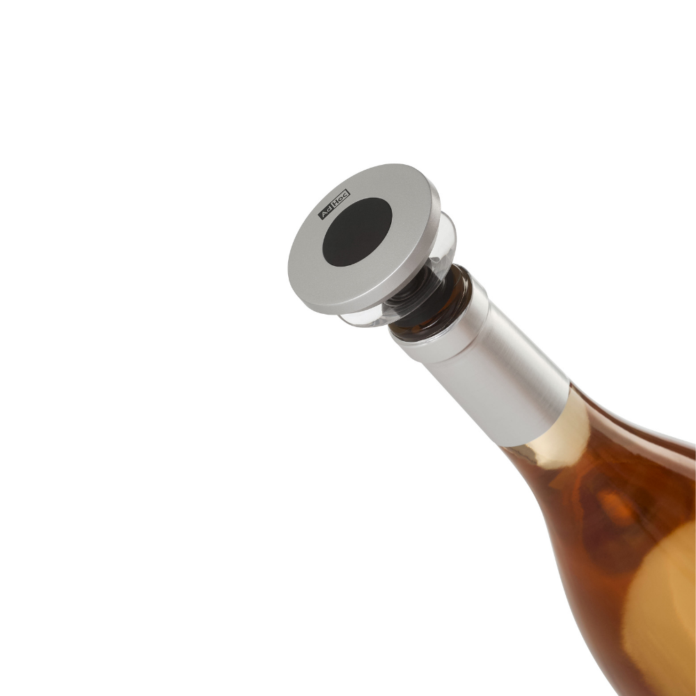 Gusto wine pourer and stopper