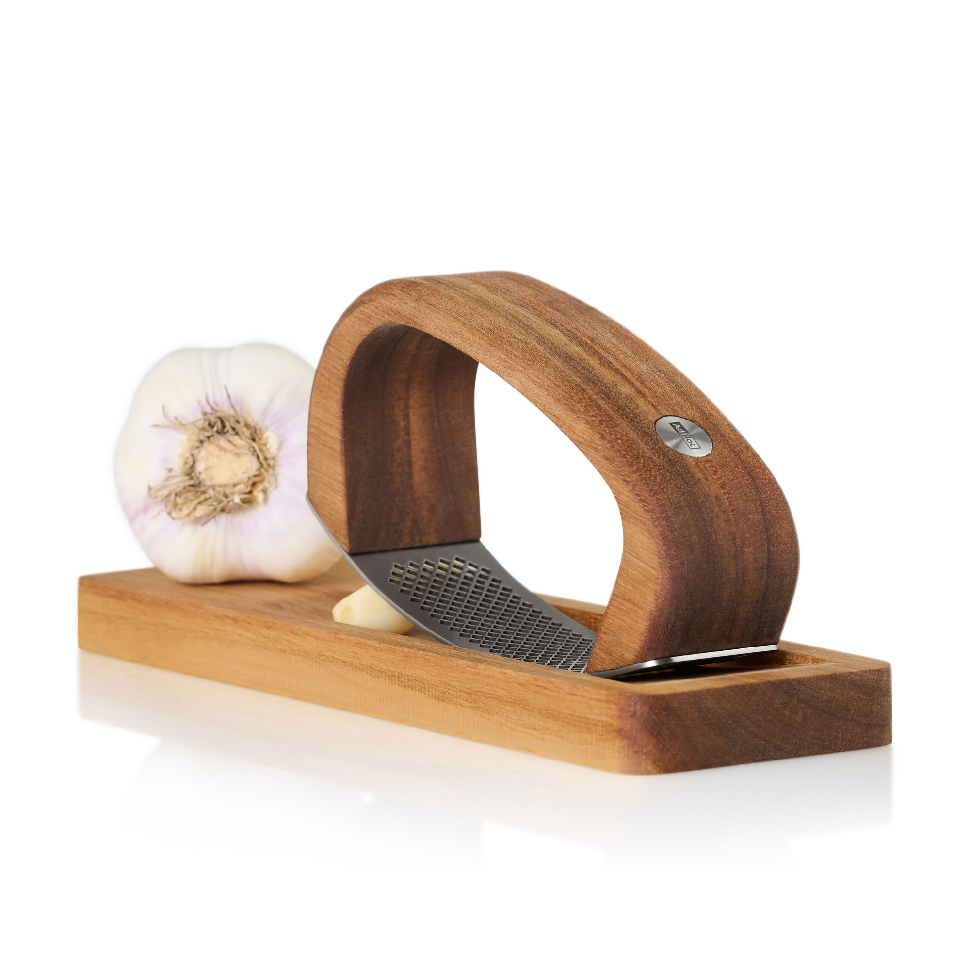 RoccaAlio garlic press with chopping board