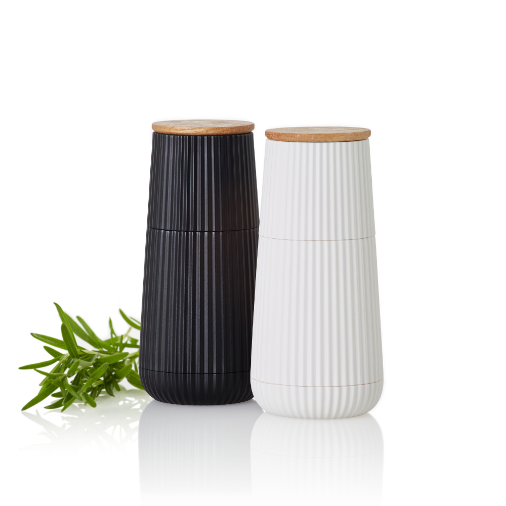 Scape salt and pepper mill set