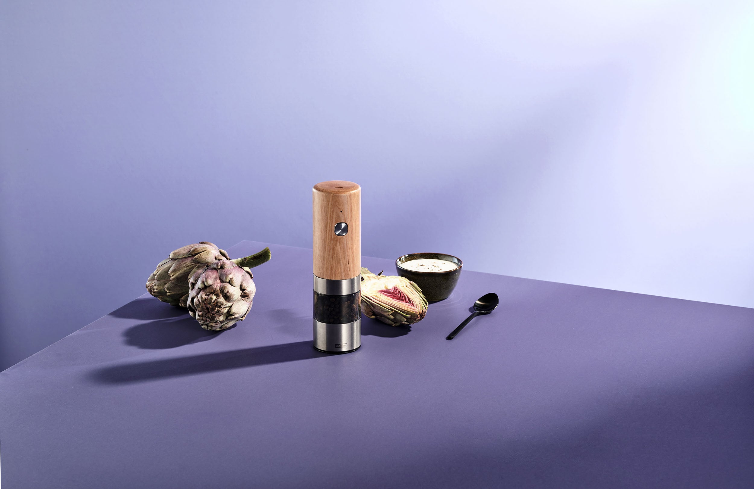i.Mill rechargeable electric salt and pepper mill - wood